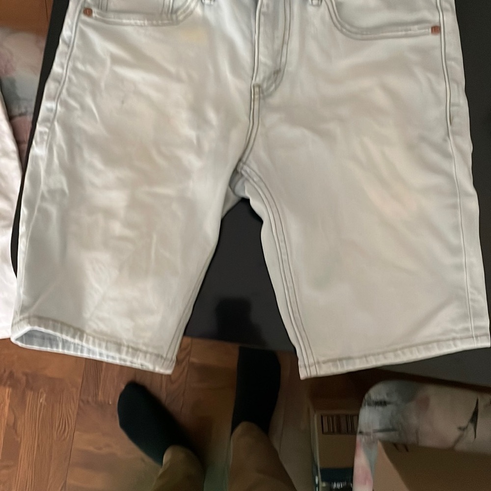 Levi’s jeans waist 29